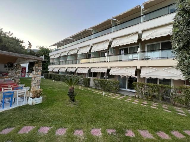 Porto Palio Palaiontsiflikion Exterior foto