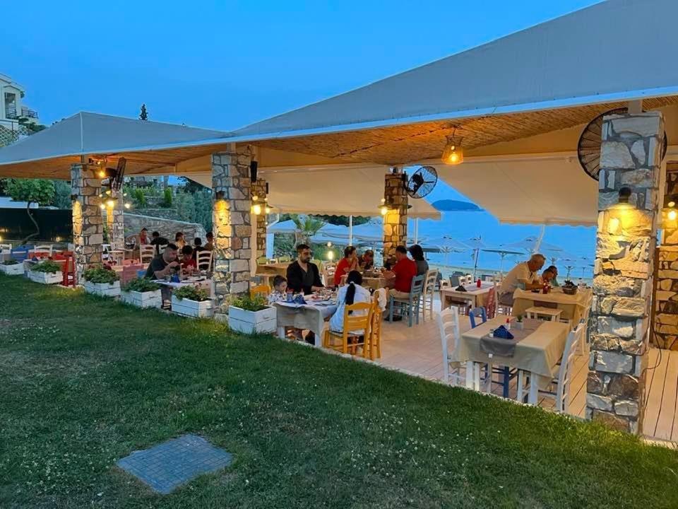 Porto Palio Palaiontsiflikion Exterior foto